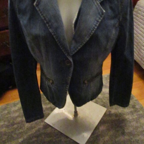 new without tags unionbay jean jacket xl stretch fancy edging and zipper pockets - Picture 1 of 3